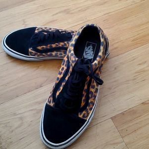 Van's Size 11 Cheetah print